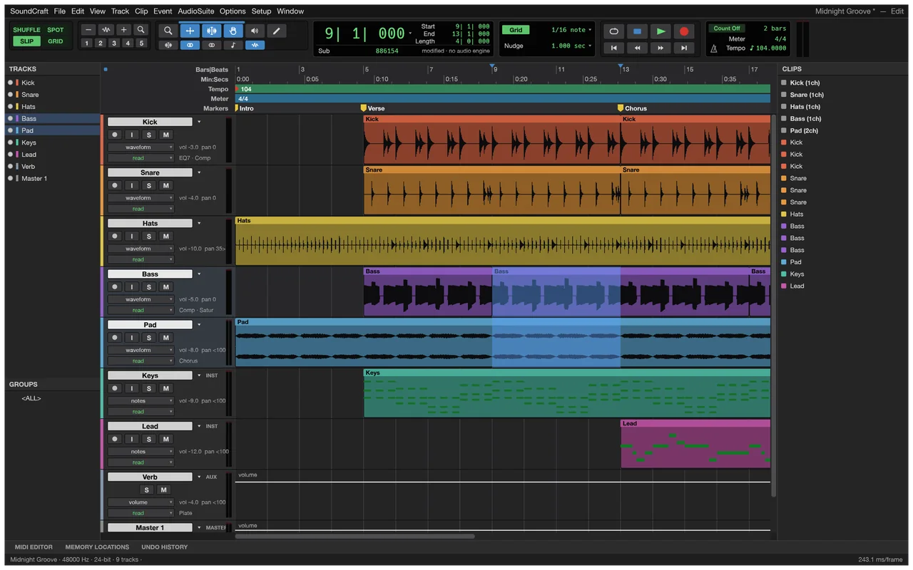 SoundCraft multitrack audio editing timeline with colored tracks and waveforms.